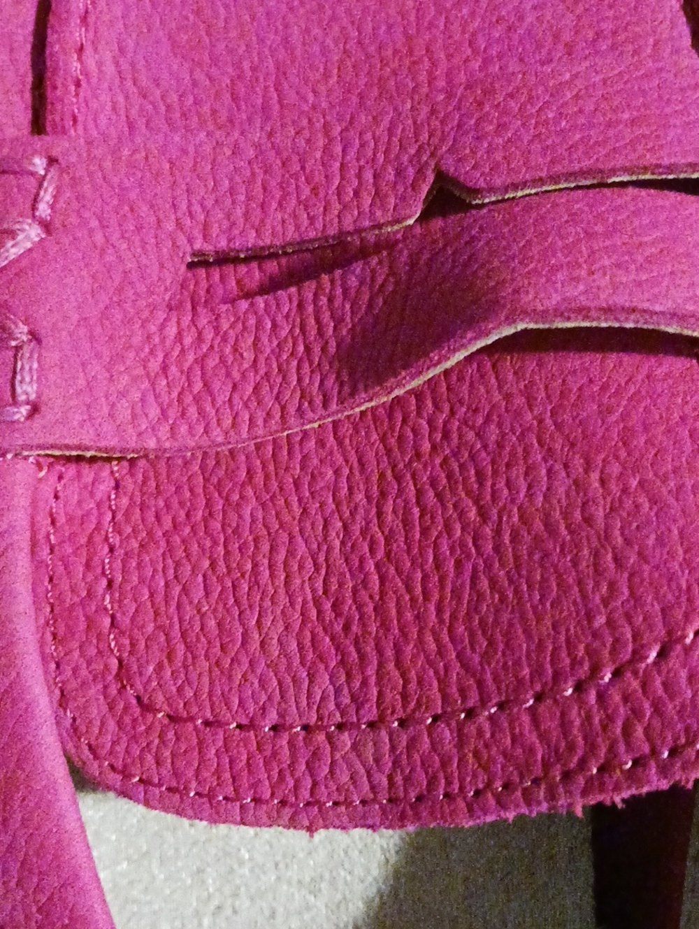 Women's Vionic Slip On Leather Shoes - Picture 5 of 8